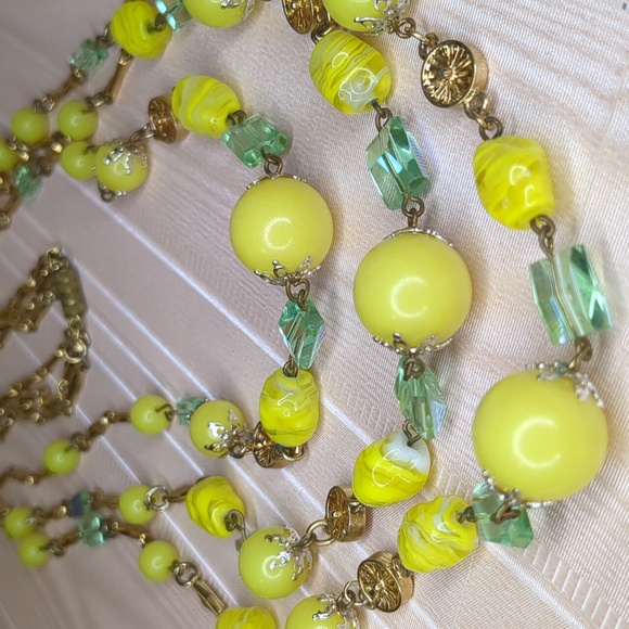 Vintage 50s Yellow Glass Beaded Necklace Long Mid Century Modern Triple Strand - Picture 11 of 11